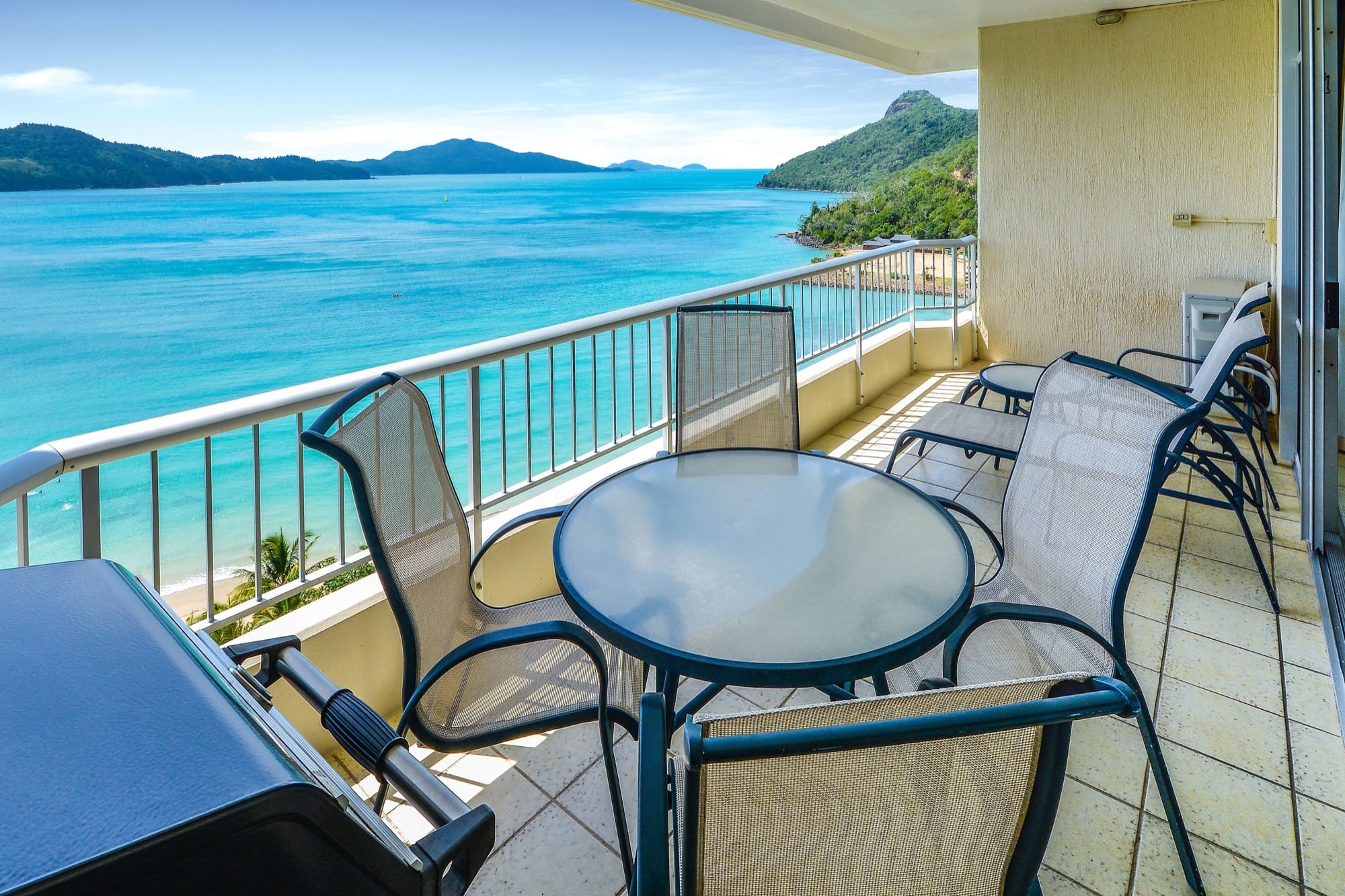 1 Bedroom Apartment Hamilton Island Vacation Rentals